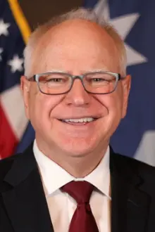 Tim Walz como: Self (archive footage)