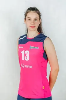 Anna Makarova como: Volleyball player