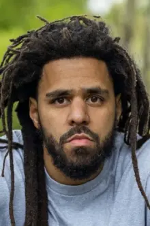 J. Cole como: Ele mesmo