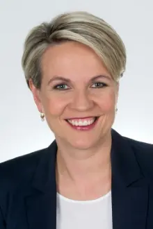 Tanya Plibersek como: Self - Panellist