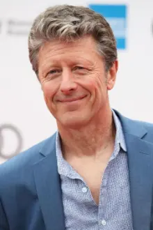 Charlie Stayt como: Narrator