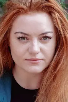 Gemma Kane como: Erica