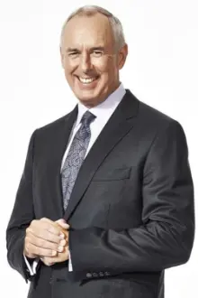 Ron MacLean como: Ele mesmo