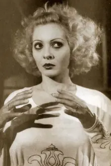 Doris Wells como: Asunción