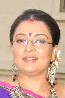 Suchita Trivedi como: Sanyukta Majumdar