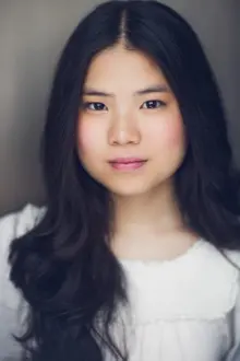 Ellie Kim como: Sam