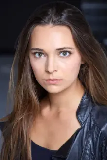 Anastasia Mirabelle como: Carol