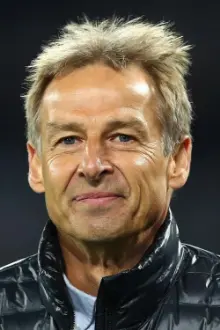 Jürgen Klinsmann como: Ele mesmo