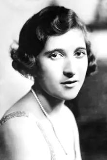 Madge Stuart como: Olive Seaton