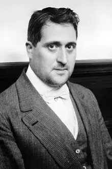 Guillaume Apollinaire como: Ele mesmo