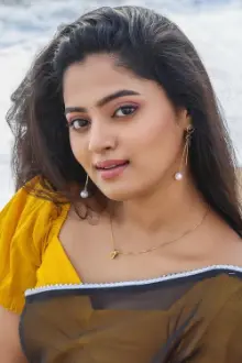 Sangeetha Kalyan como: Devaki