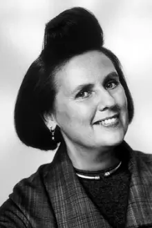 Suzy Menkes como: 