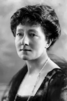 Mabel Terry-Lewis como: Aunt Helen