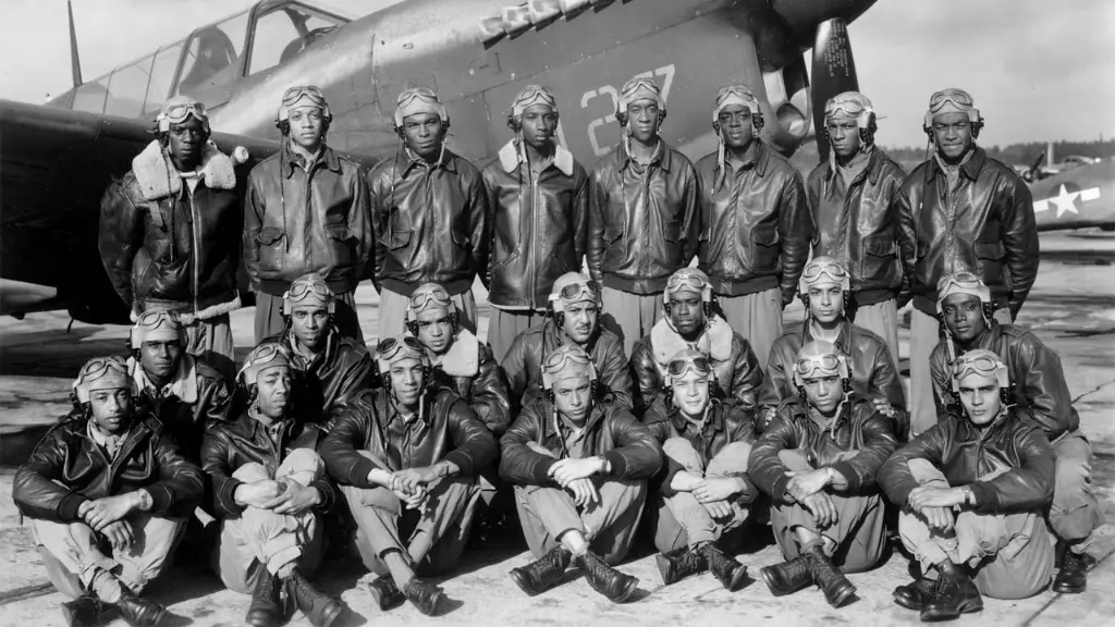 Nightfighters: The True Story Of The 332nd Fighter Group--The Tuskegee Airmen