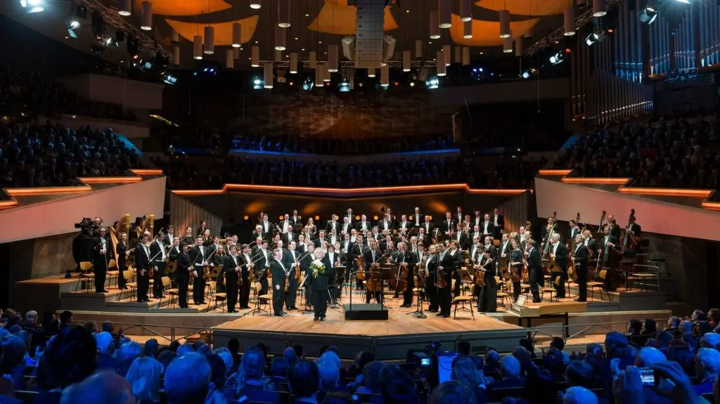 The Berliner Philharmoniker’s New Year’s Eve Concert: 2016