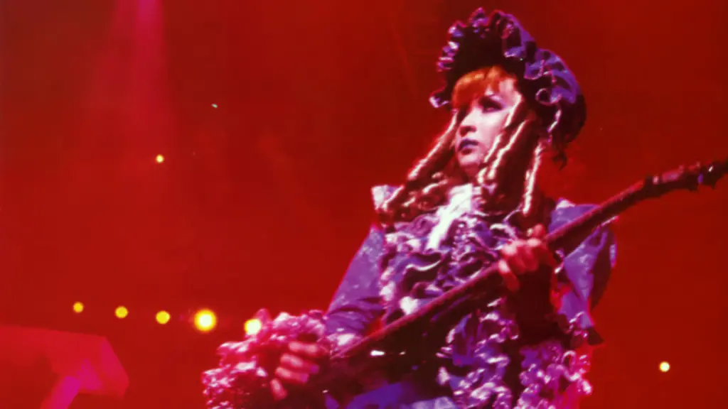 MALICE MIZER: merveilles ~Shuuen to Kisuu~ l'espace