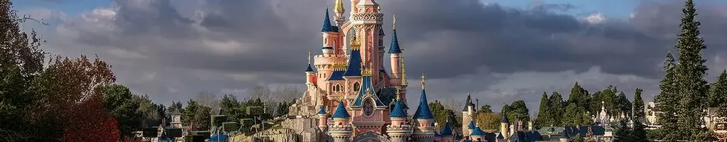 Disneyland Paris : les secrets du n°1 des parcs d'attraction