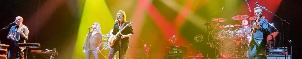 Steve Hackett – Foxtrot at Fifty + Hackett Highlights: Live in Brighton