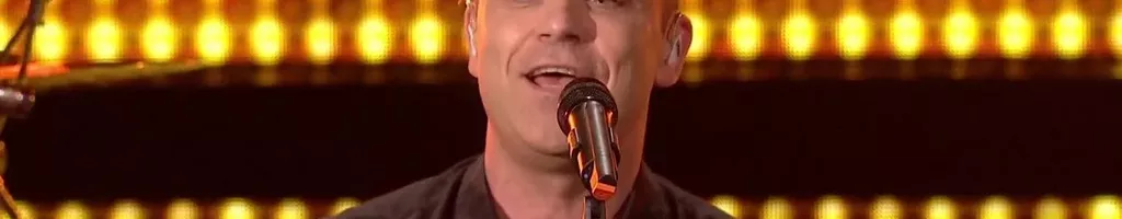 Robbie Williams Rocks Big Ben Live