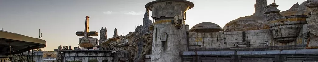 Star Wars: Galaxy's Edge - Adventure Awaits