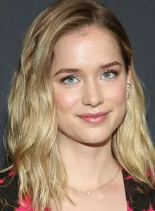 Foto de Elizabeth Lail Foto de Elizabeth Lail
