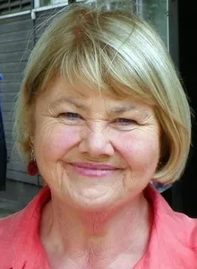 Foto de Annette Badland Foto de Annette Badland