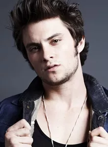 Foto de Shiloh Fernandez Foto de Shiloh Fernandez