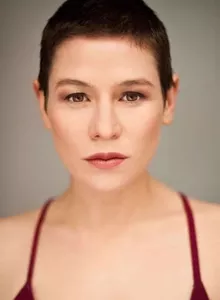 Foto de Yael Stone Foto de Yael Stone
