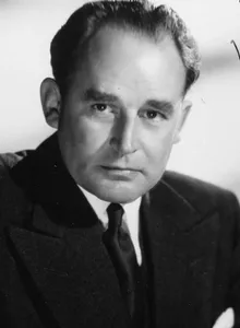 Foto de Geoffrey Keen Foto de Geoffrey Keen