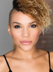 Foto de Emmy Raver-Lampman Foto de Emmy Raver-Lampman