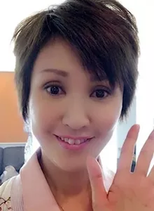 Foto de 萩原佐代子 Foto de 萩原佐代子